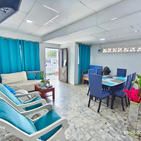 Casa Esmeralda Apartment *